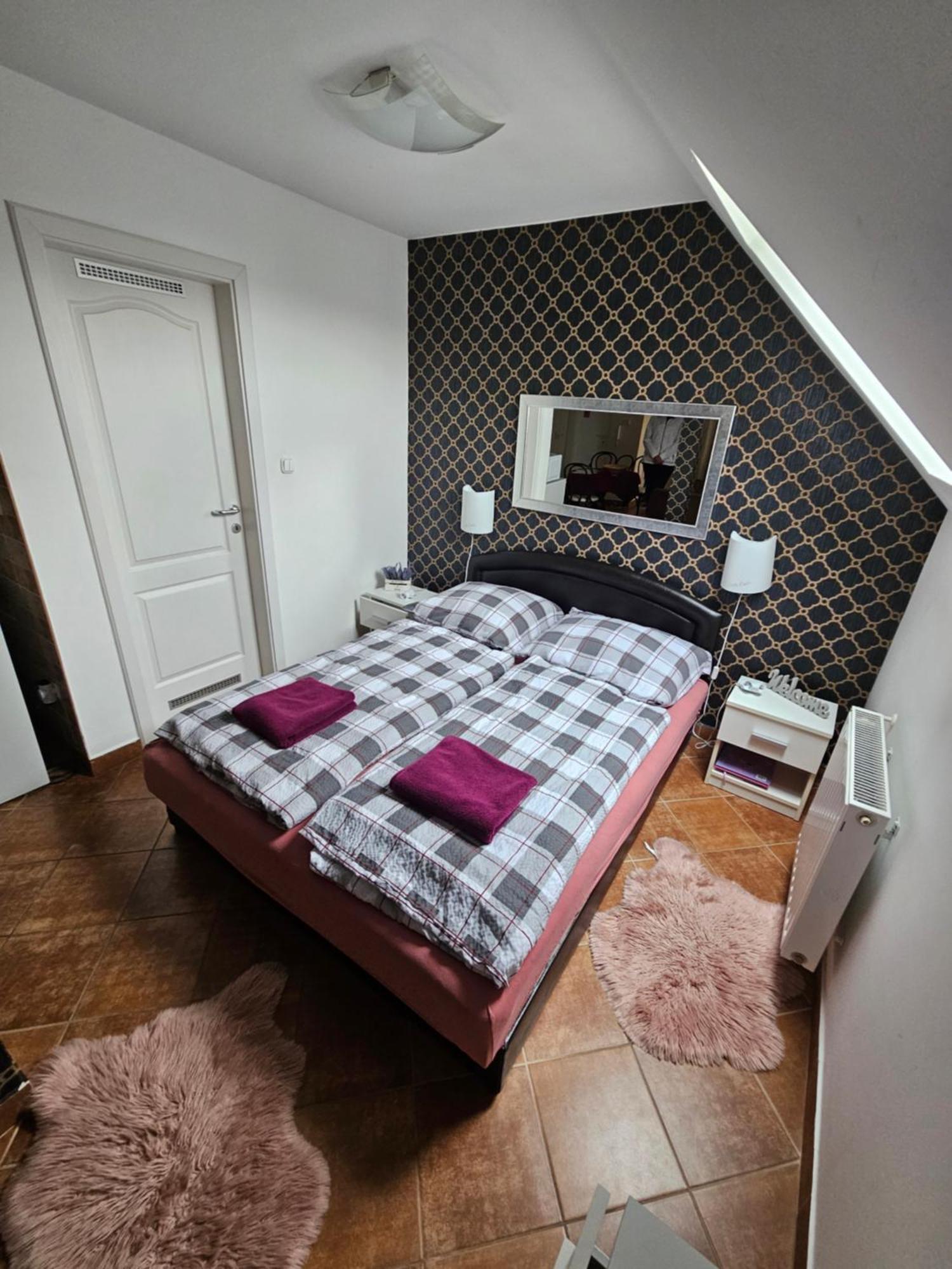 Greta Apartman Hajdúszoboszló Buitenkant foto