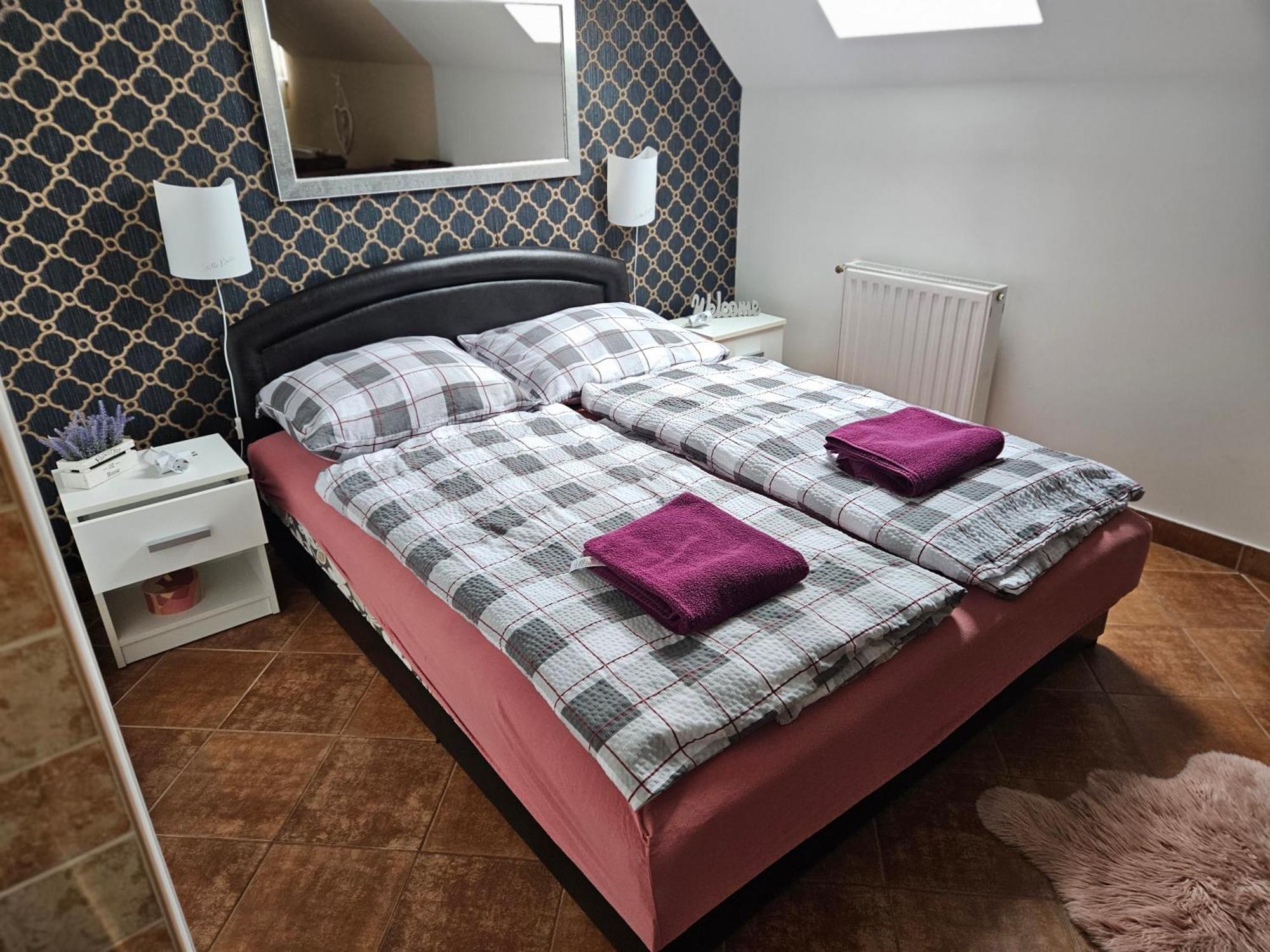 Greta Apartman Hajdúszoboszló Buitenkant foto